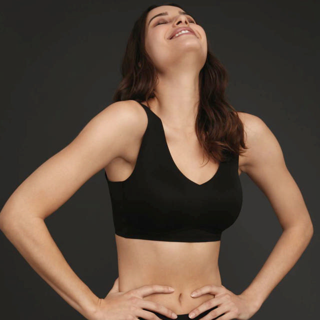 Essential Bralette Black