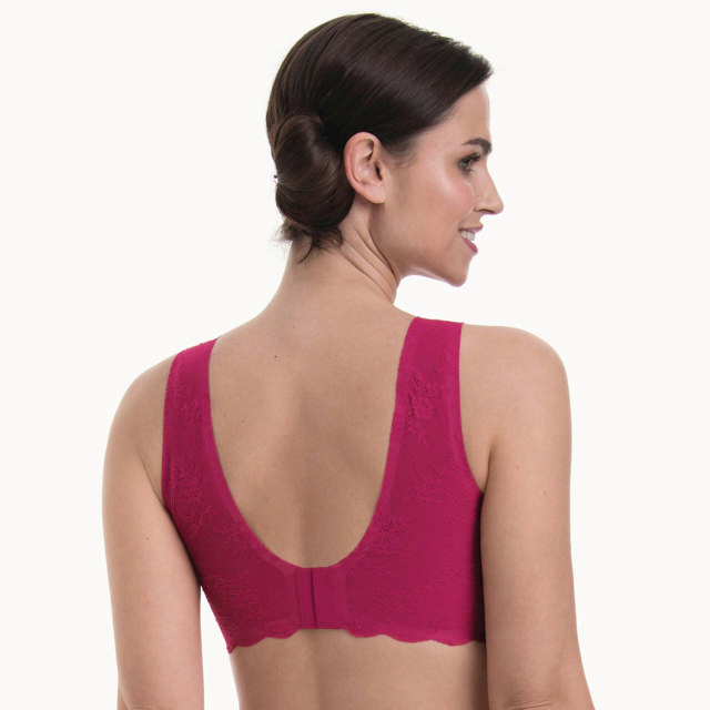 Essential Lace Bralette Cherry Red