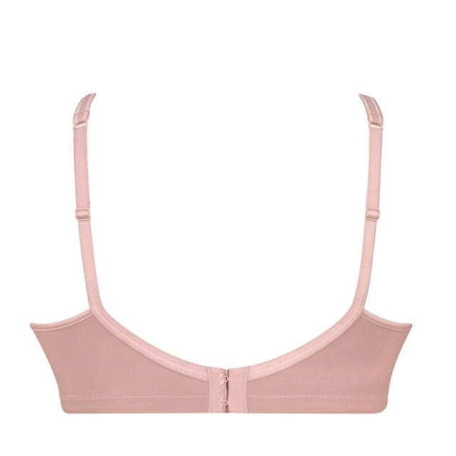 Tonya Protes Bh  Vadderad Rosewood