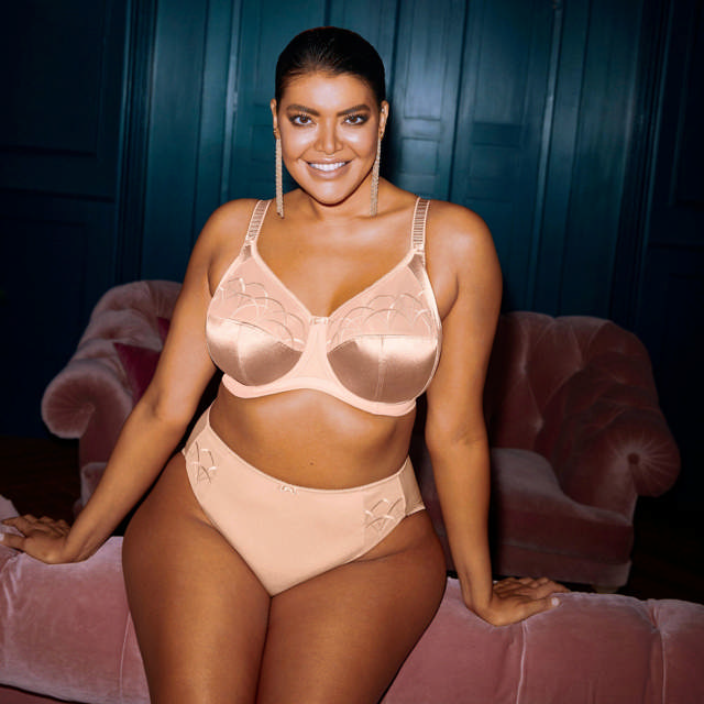 Cate Miditrosa Latte