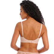 DETAIL62631