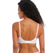 DETAIL62678