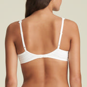 DETAIL51740