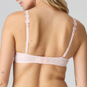 DETAIL51696