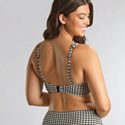 Import100016