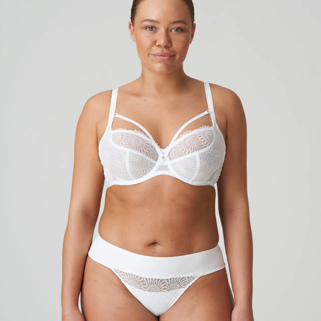 Sophora Trosa String White