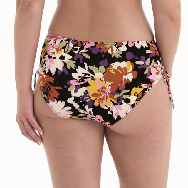 Amy Bikinitrosa Oriental Dust