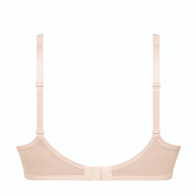 Eloise Bh Helkupa B-E Kupa Rose