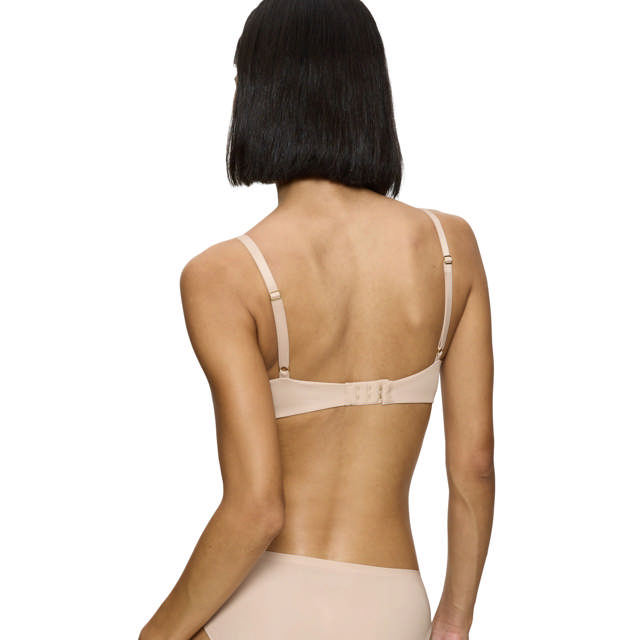 Body Make-up Essentials WP Spacer Nude Beige