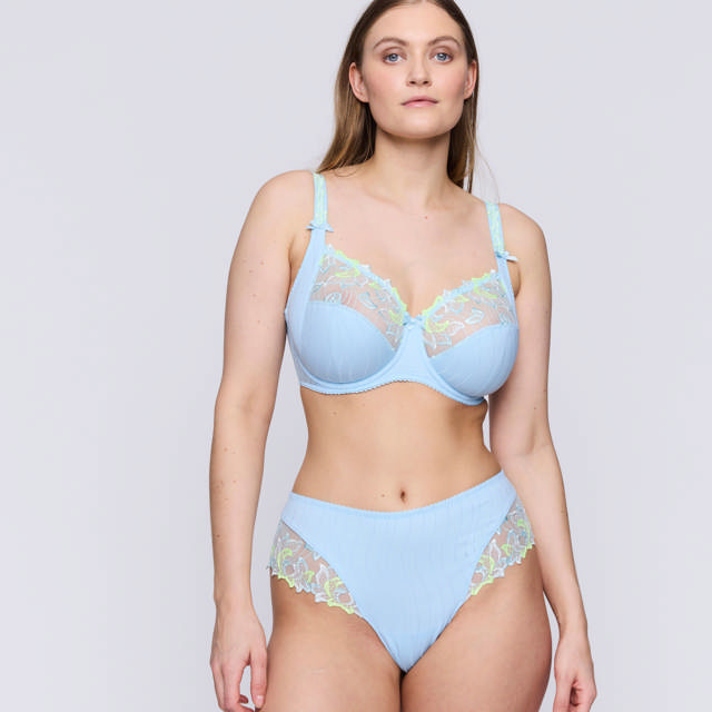 Deauville Lyxstring Milky Blue