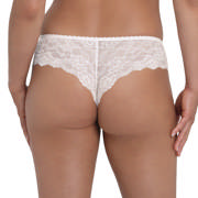 DETAIL30243