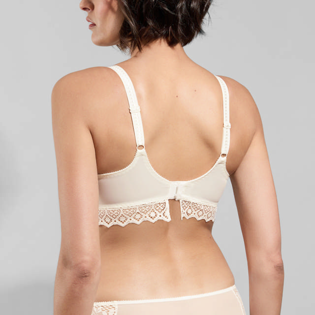 Cassiopee Plunge Sömlös Silk