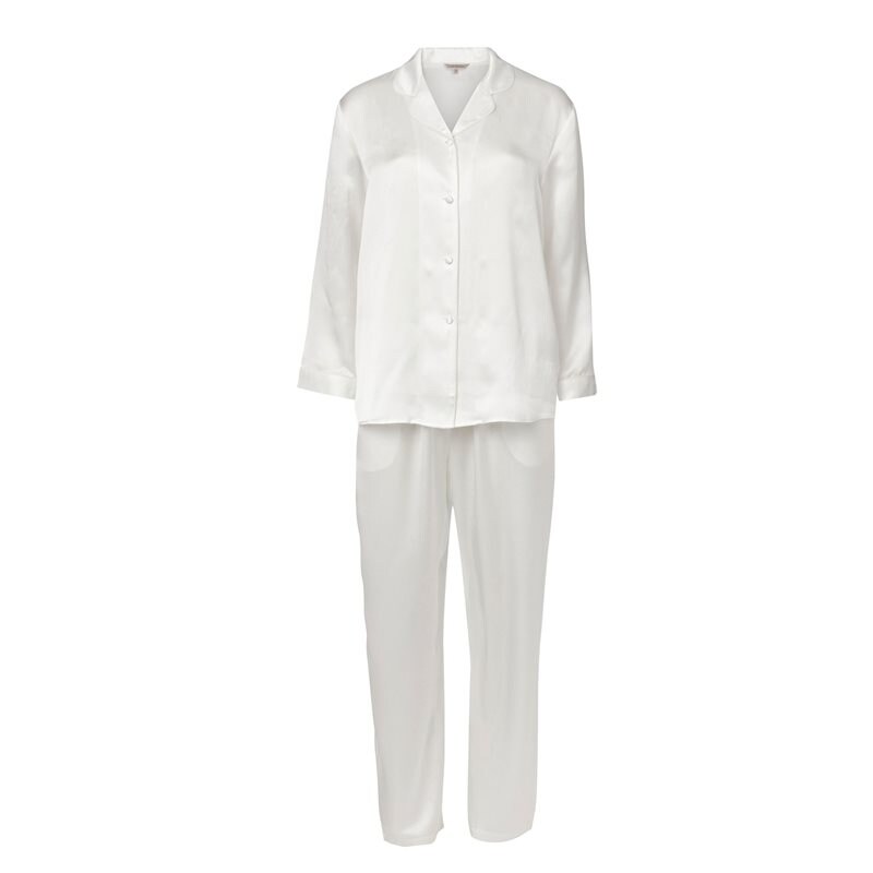 Product Image for WIKI - Pure Silk Classic Pyjamas - Off-White - Kvinnligt Under