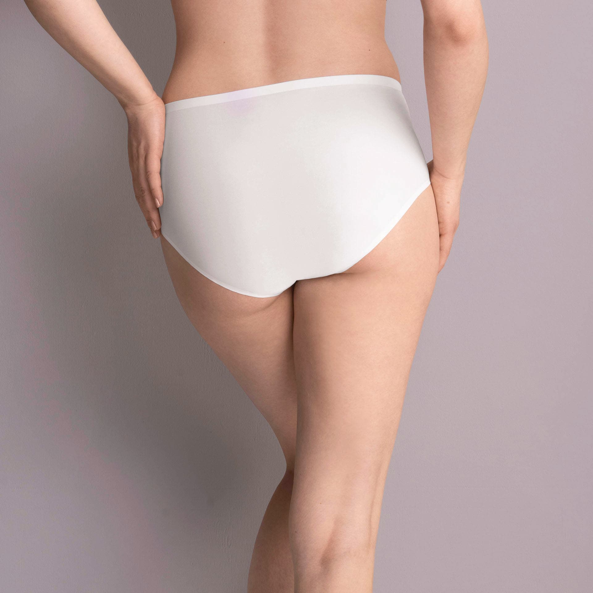 Essential High-waist briefs White