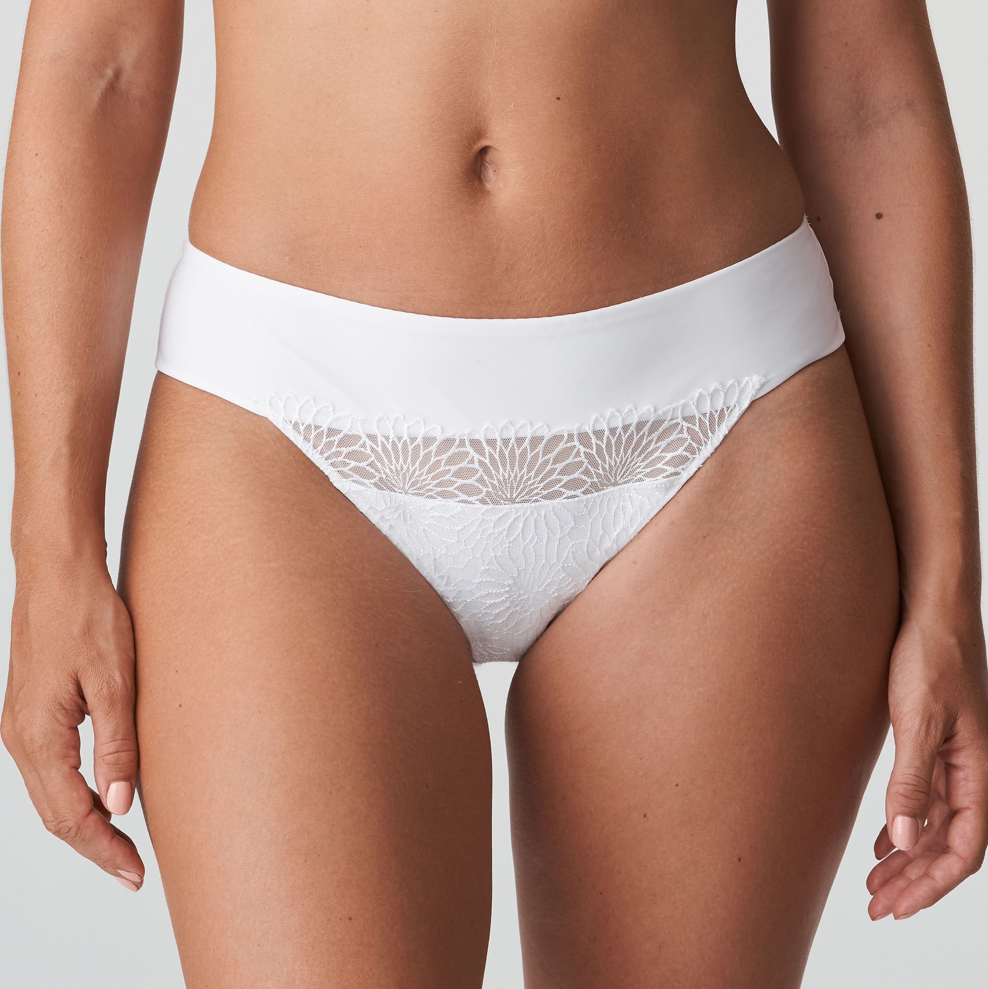 Sophora String White