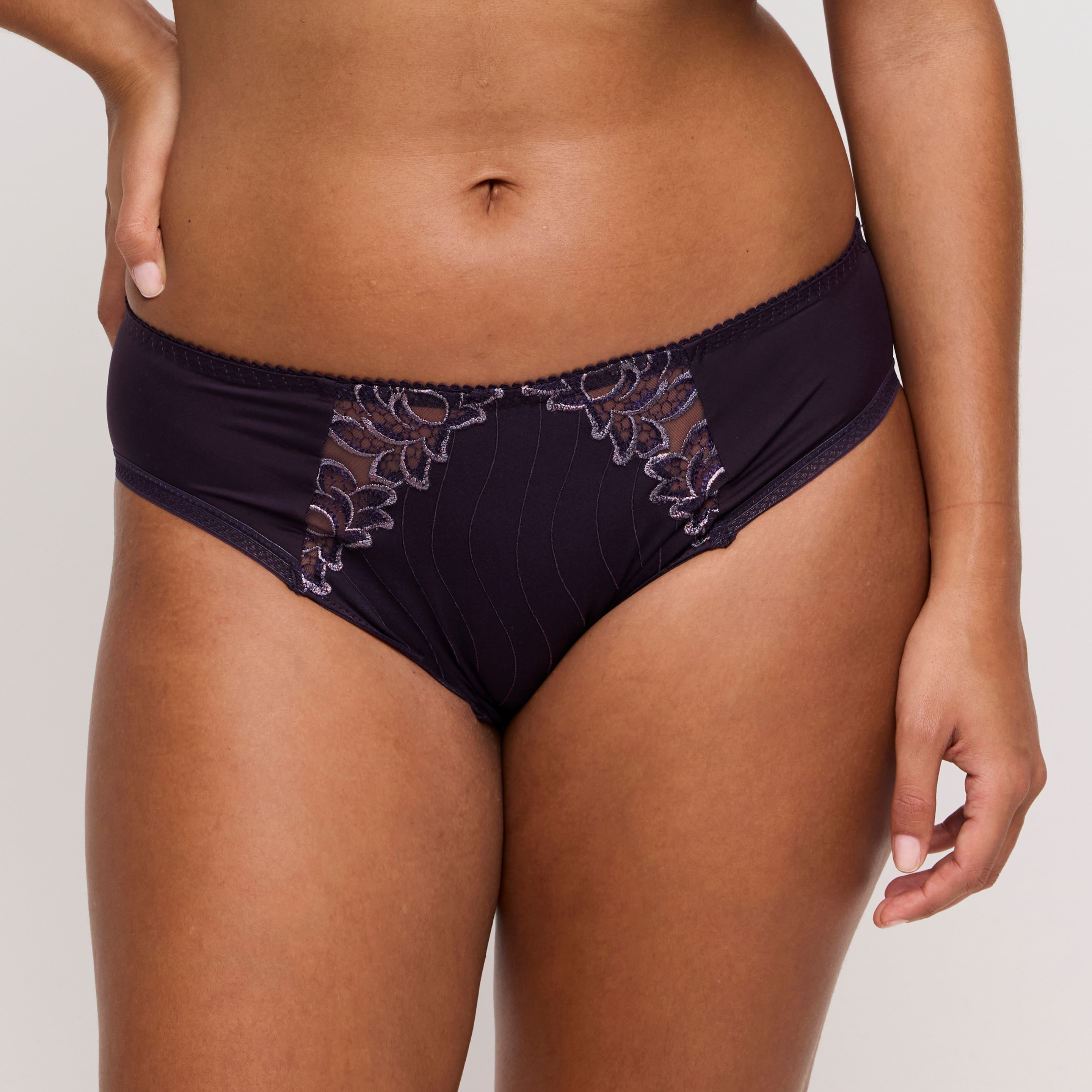 Deauville Rio Trosa Amethyst Gem