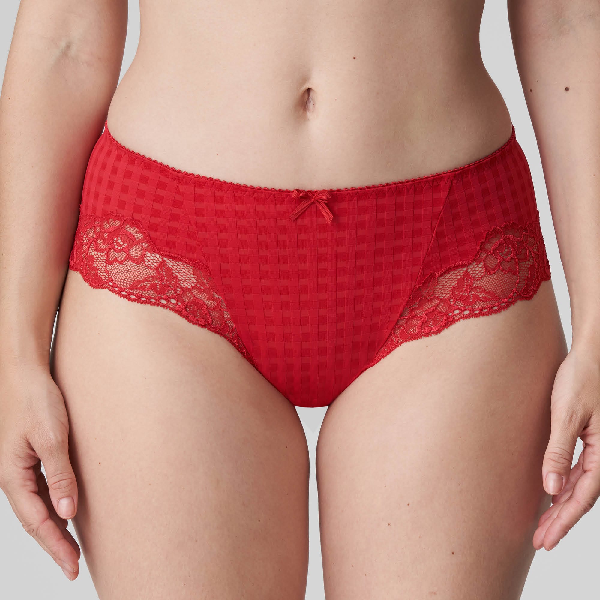 Madison Hotpants Scarlet